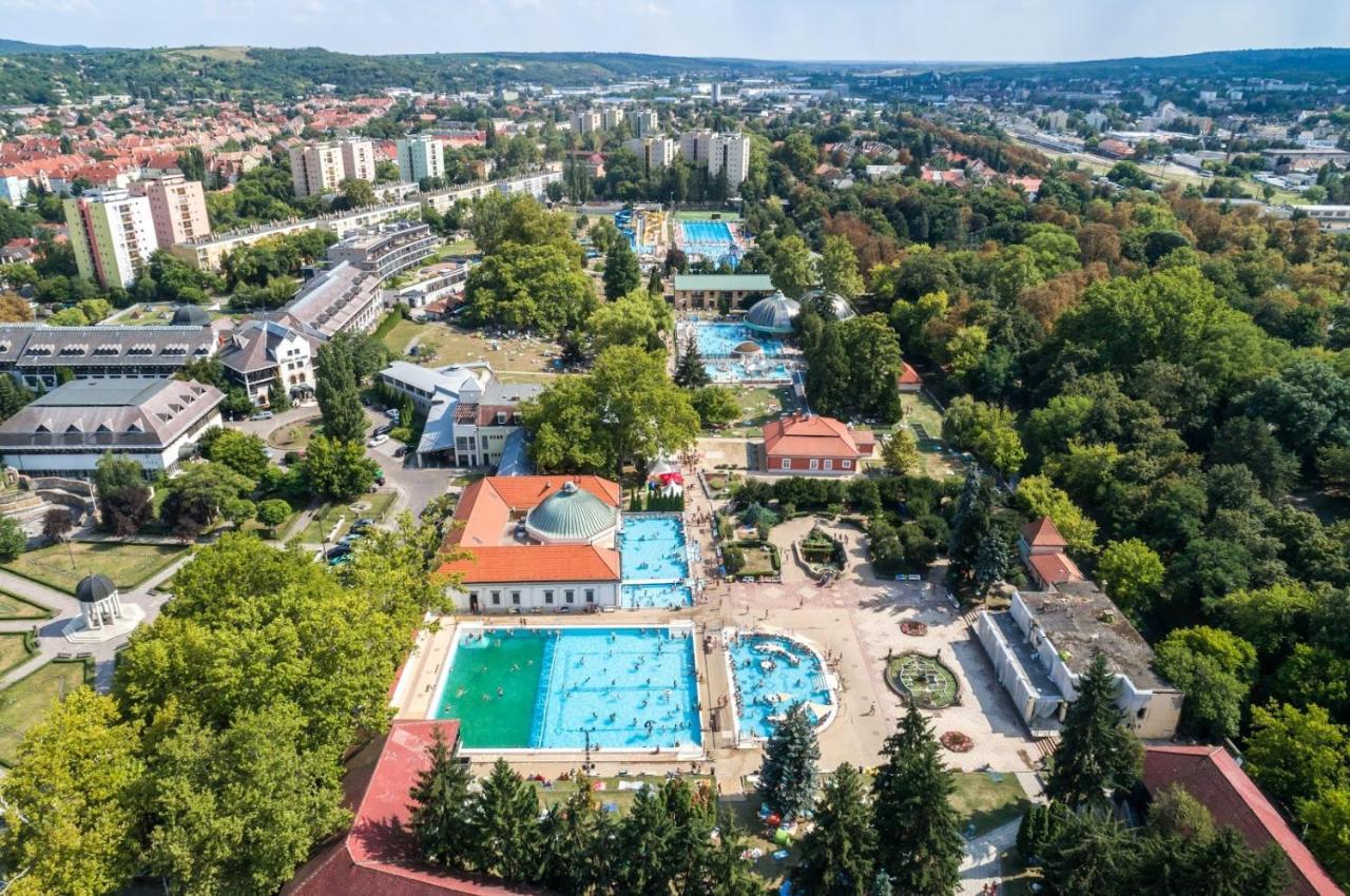 Belvarosi Apartman Eger Extérieur photo